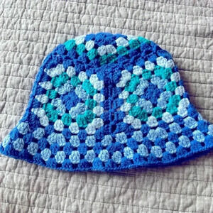 AQUA Crochet Blue Tones and Aqua Bucket Hat One Size NWT